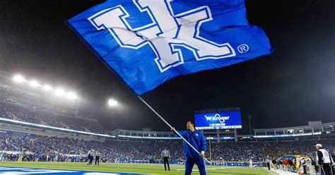 Tennessee vs. Kentucky picks, predictions: Week 9 college .